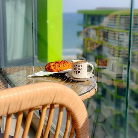 Coral Aparthotel Pool & Spa Mamaia Nord Navodari Exterior photo