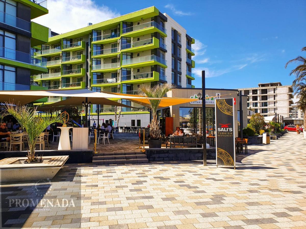 Coral Aparthotel Pool & Spa Mamaia Nord Navodari Exterior photo