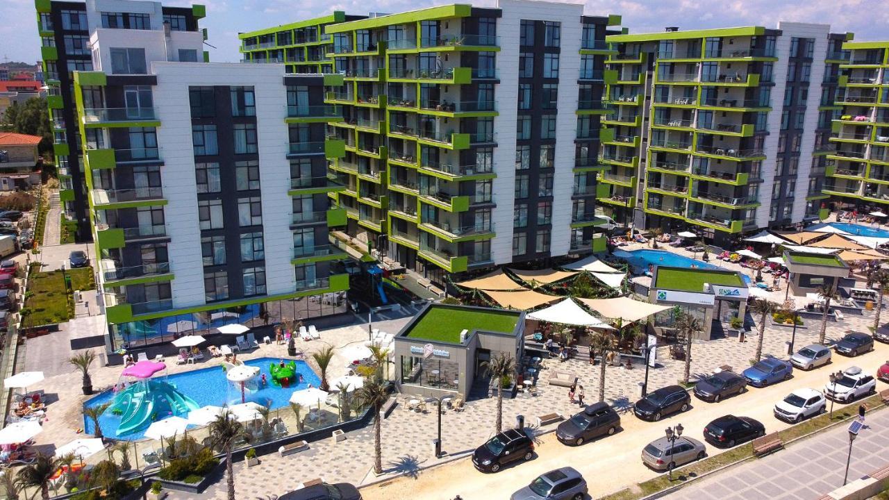 Coral Aparthotel Pool & Spa Mamaia Nord Navodari Exterior photo
